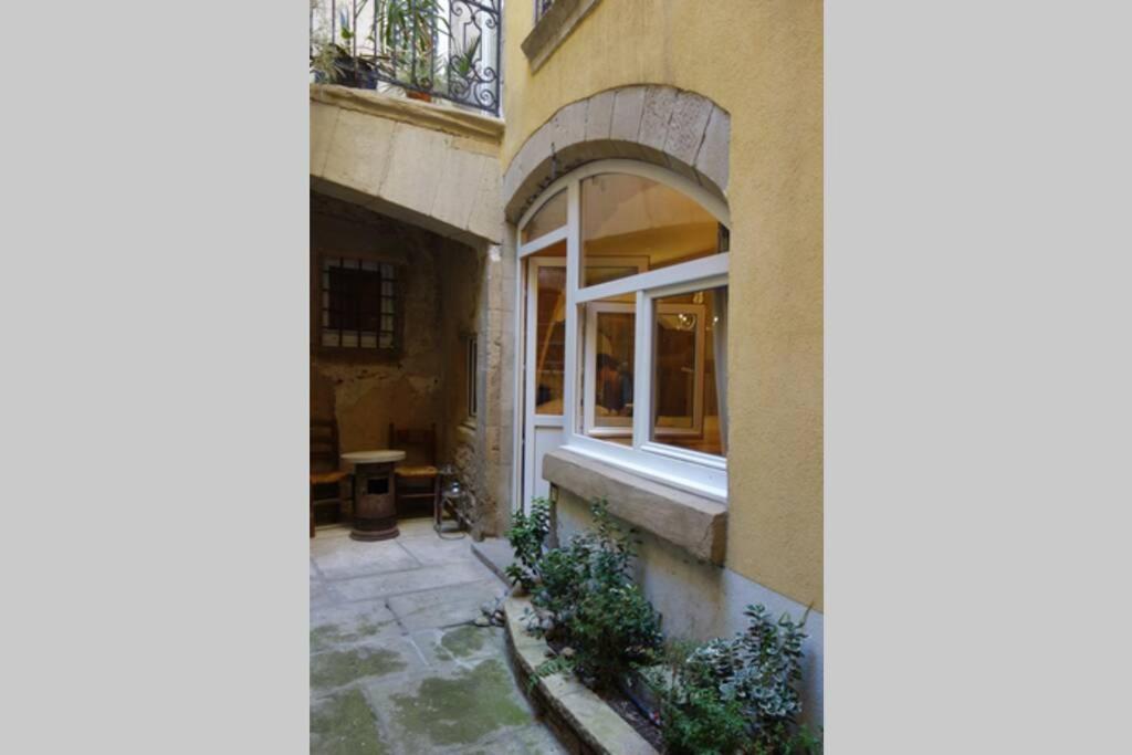 La Chaumière, studio, authentique, fibre, BedinShop Romans-sur-Isère Extérieur photo