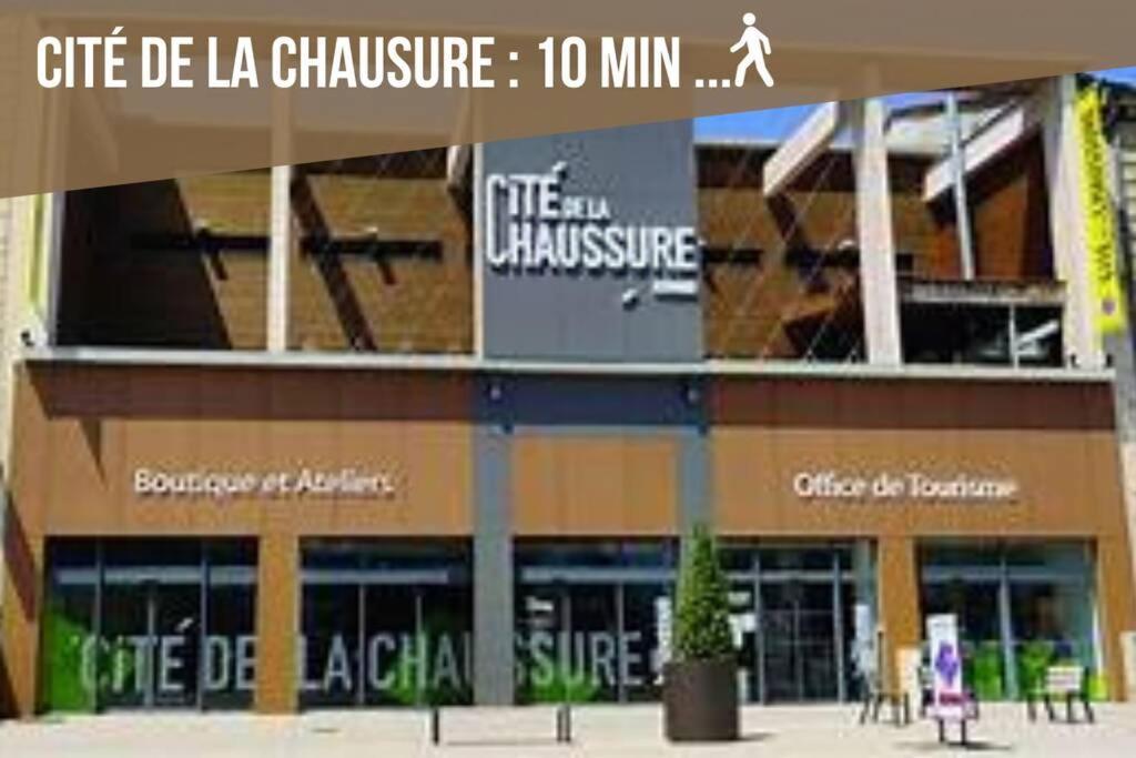 La Chaumière, studio, authentique, fibre, BedinShop Romans-sur-Isère Extérieur photo